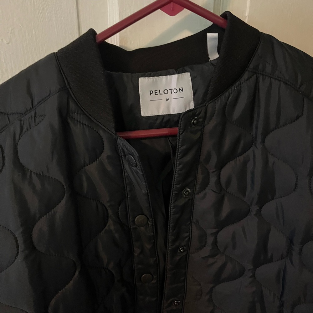 Women’s peloton jacket